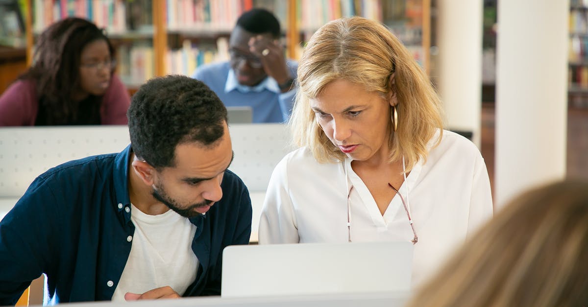 découvrez le fascinant monde de la cognition, une discipline qui explore les processus mentaux tels que la pensée, la mémoire et l'apprentissage. plongez dans les mécanismes de votre esprit et améliorez vos compétences cognitives grâce à nos ressources et conseils pratiques.