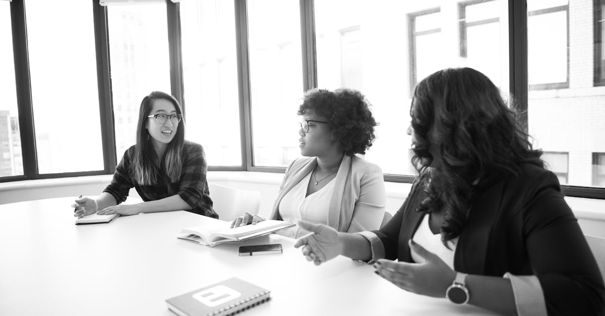 découvrez l'importance de la collaboration en entreprise : améliorez la communication, stimulez la créativité et atteignez des objectifs communs. apprenez à établir des partenariats efficaces et à favoriser un environnement de travail collaboratif.