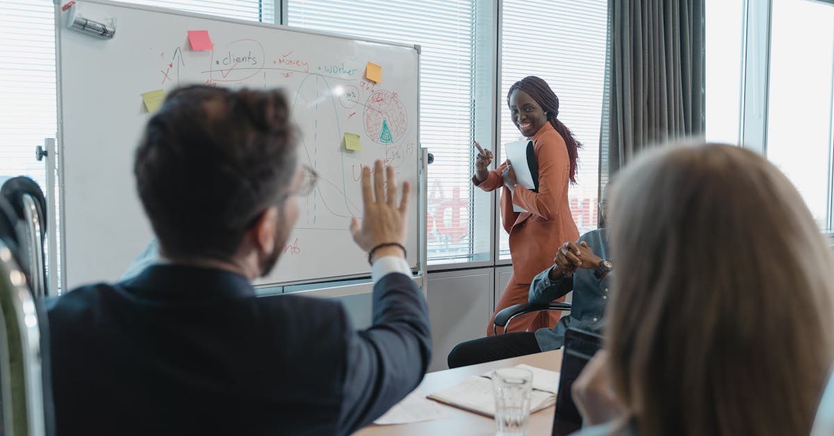 découvrez comment renforcer l'engagement des employés au sein de votre entreprise. explorez des stratégies, des outils et des conseils pour favoriser un climat de travail positif et stimuler la motivation de vos équipes.