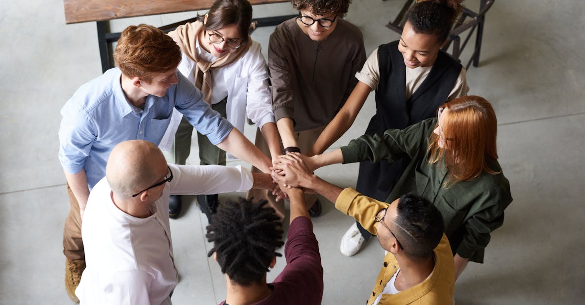 découvrez l'importance cruciale de la communication interne au sein des entreprises. optimisez la collaboration, renforcez l'engagement des employés et améliorez la culture d'entreprise grâce à des stratégies de communication efficaces.