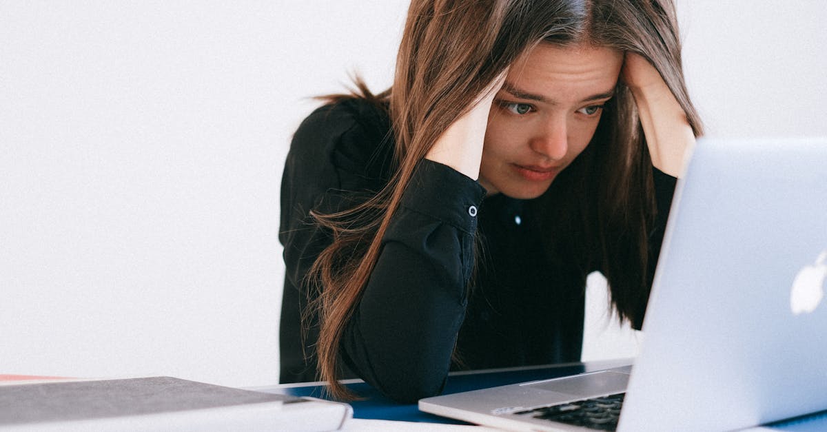 découvrez des stratégies efficaces pour gérer le stress au travail et améliorer votre bien-être au quotidien. apprenez à identifier les sources de stress et à adopter des techniques simples pour créer un environnement de travail apaisant.